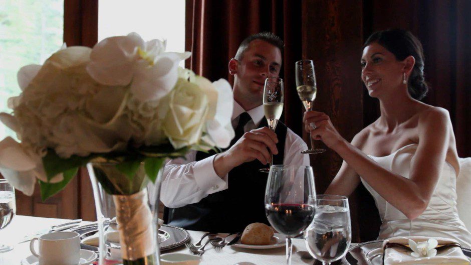 couple-cheers